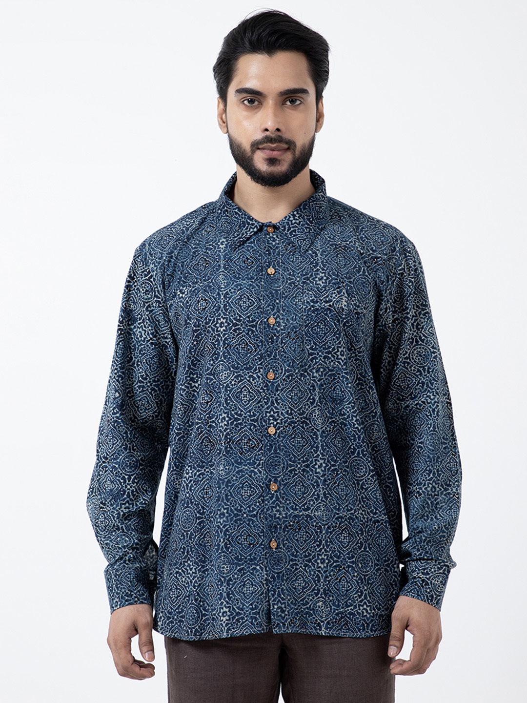 

Inkriti Men Comfort Opaque Printed Casual Shirt, Blue