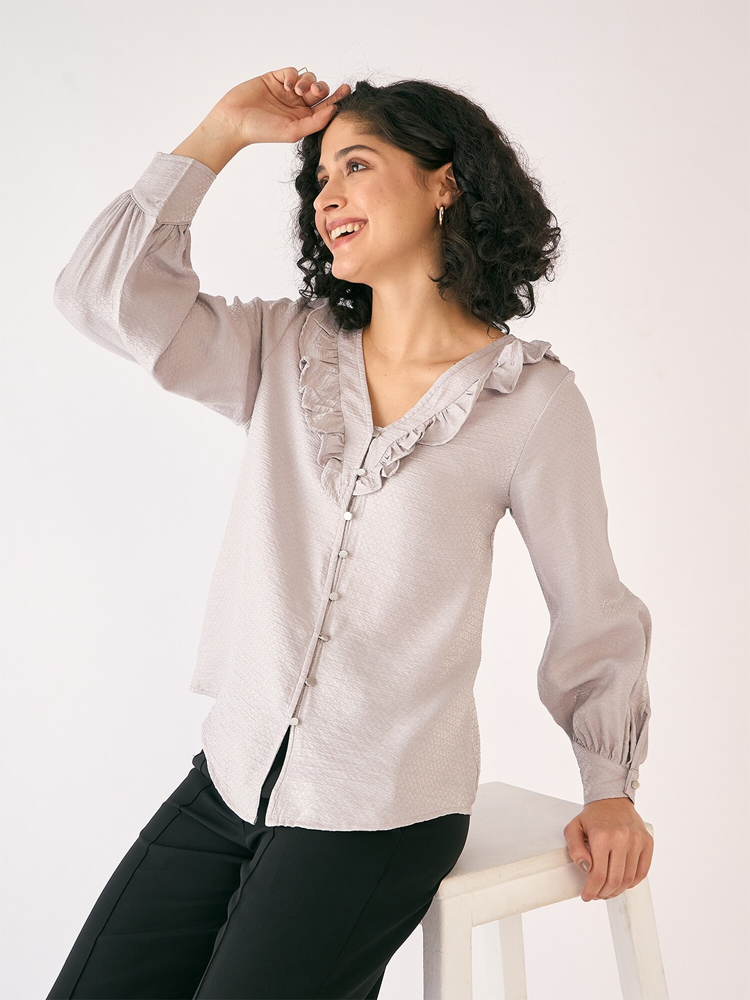 

SALT ATTIRE V-Neck Shirt Style Top, Silver