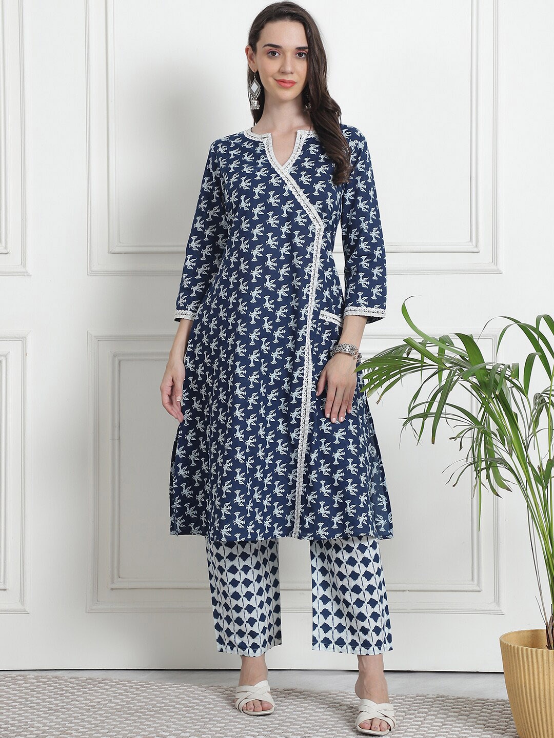 

Kamayra Printed Angrakha Gotta Patti Pure Cotton Kurta with Palazzos, Navy blue