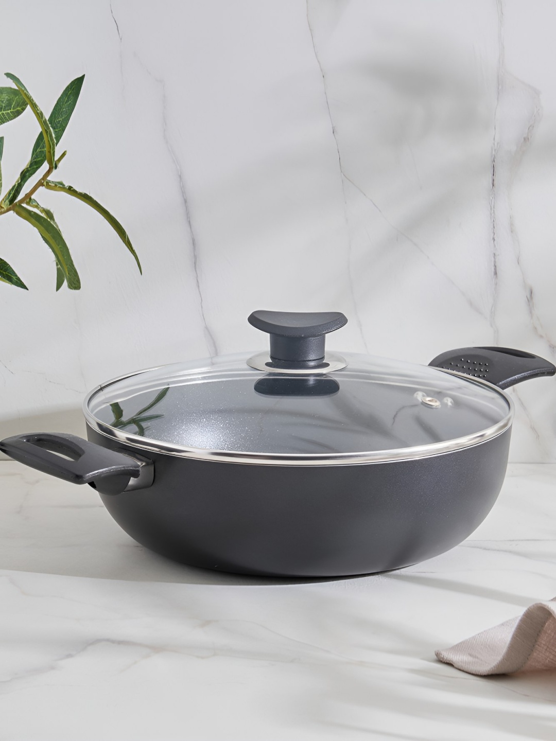 

Home Centre Unisex Fiona Sebron Aluminium Non-Stick Kadhai with Lid, Black
