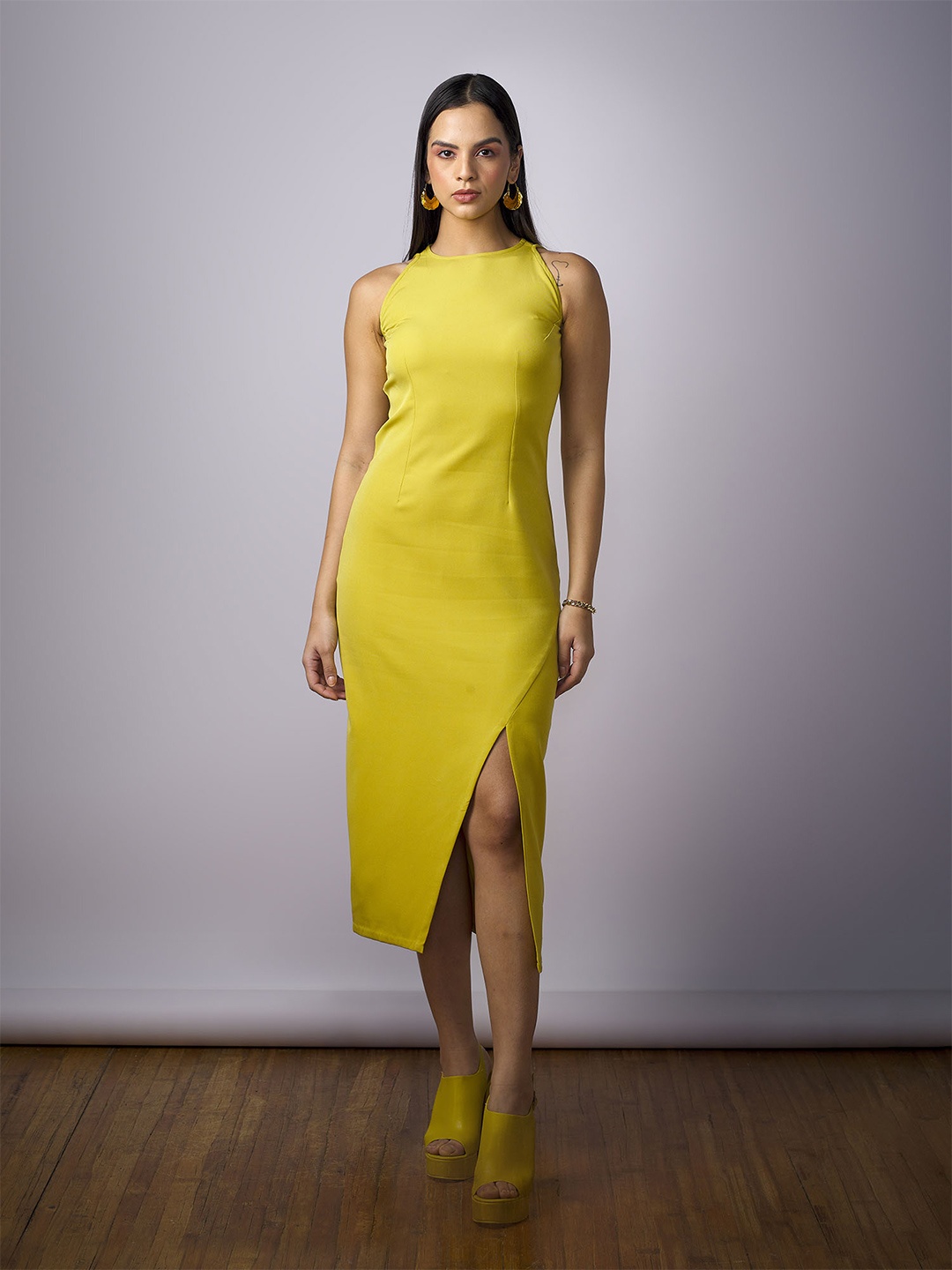 

SALT ATTIRE Round Neck Sleeveless Sheath Midi Dress, Yellow