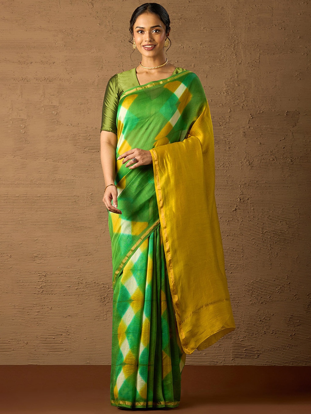 

Taneira Geometric printed Silk Cotton Saree, Green