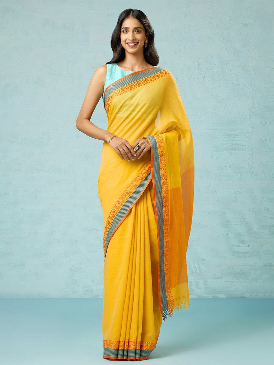 

Taneira Pure Cotton Saree, Yellow