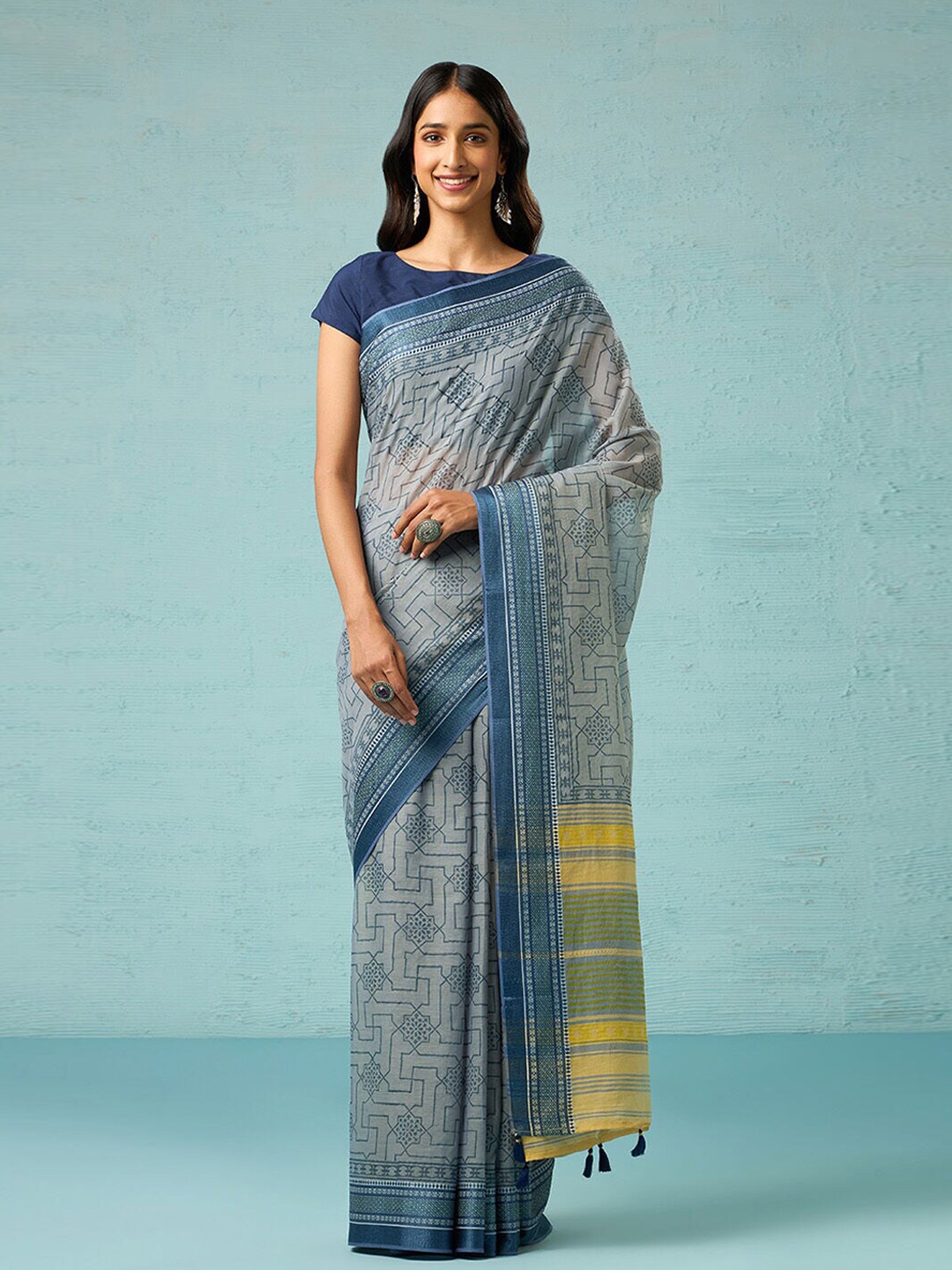 

Taneira Geometric Print Pure Cotton Saree, Blue