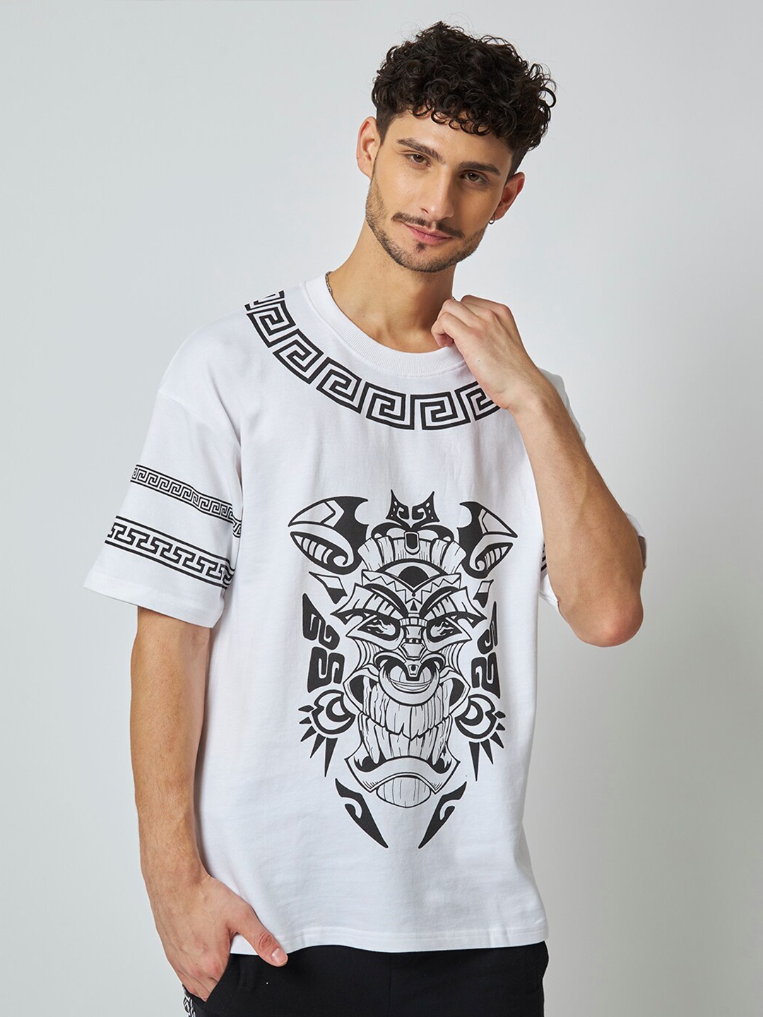 

MyDesignation White Oversized drop shoulder printed cotton T-shirt
