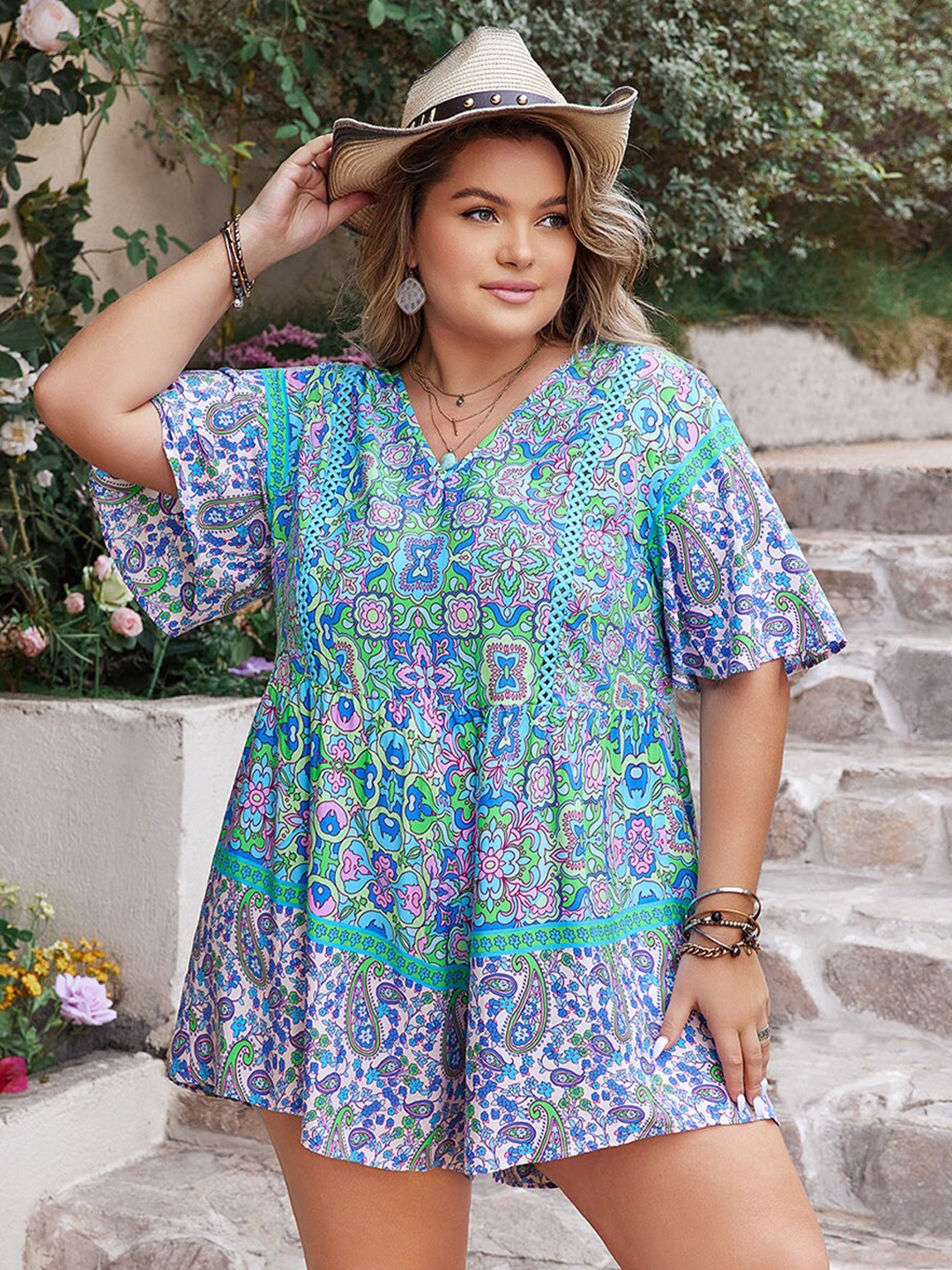 

JC Mode Plus Size Floral Printed V-Neck Playsuit, Blue