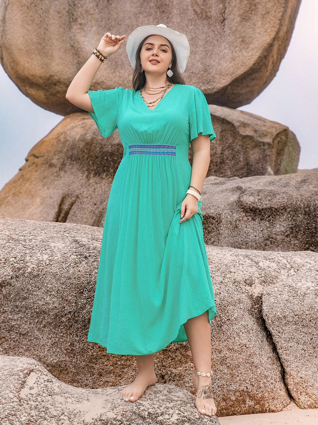 

JC Mode V-Neck Flared Sleeves Fit & Flare Midi Dress, Green