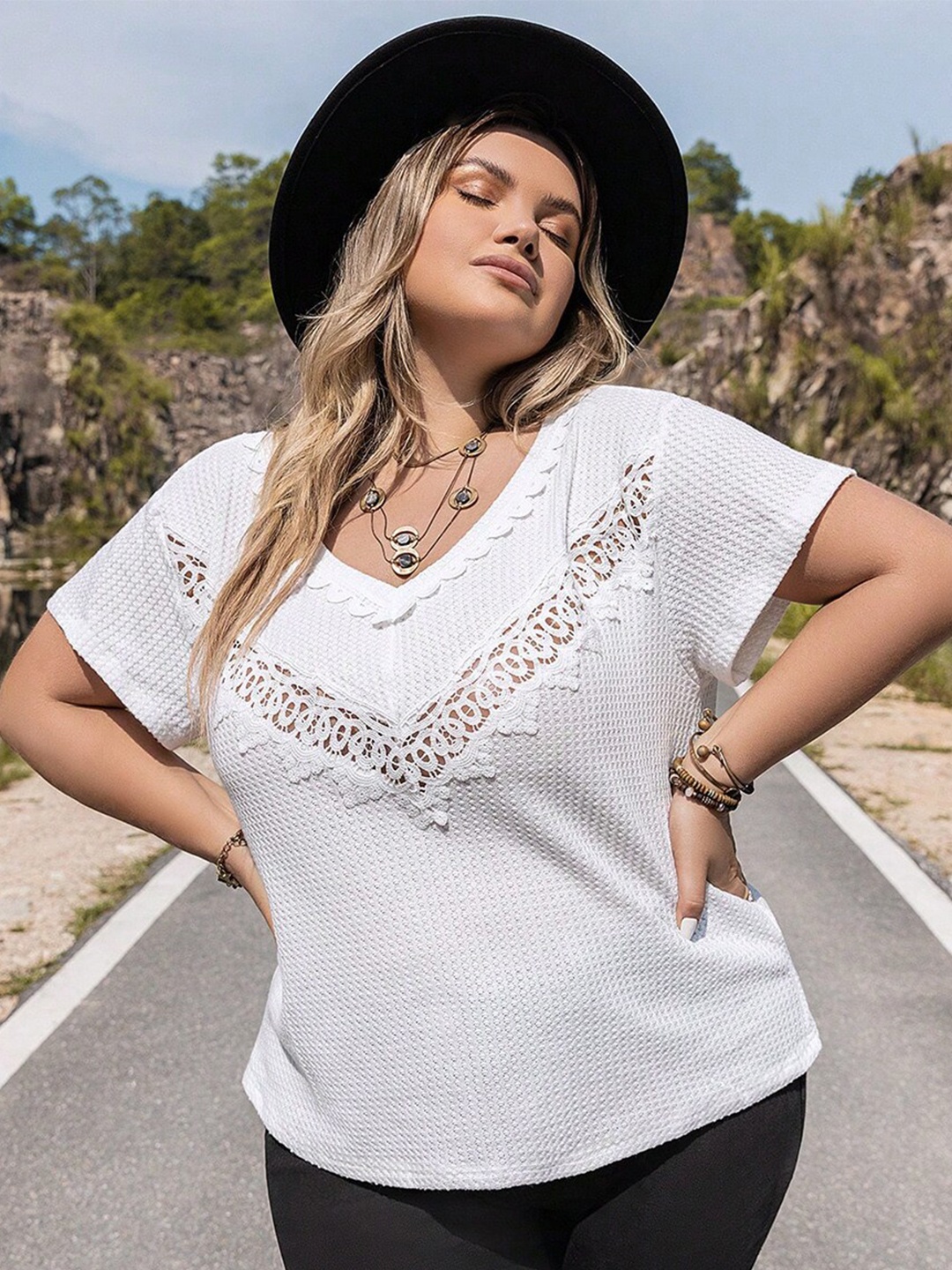 

JC Mode Self Design V Neck Extended Sleeves Top, White