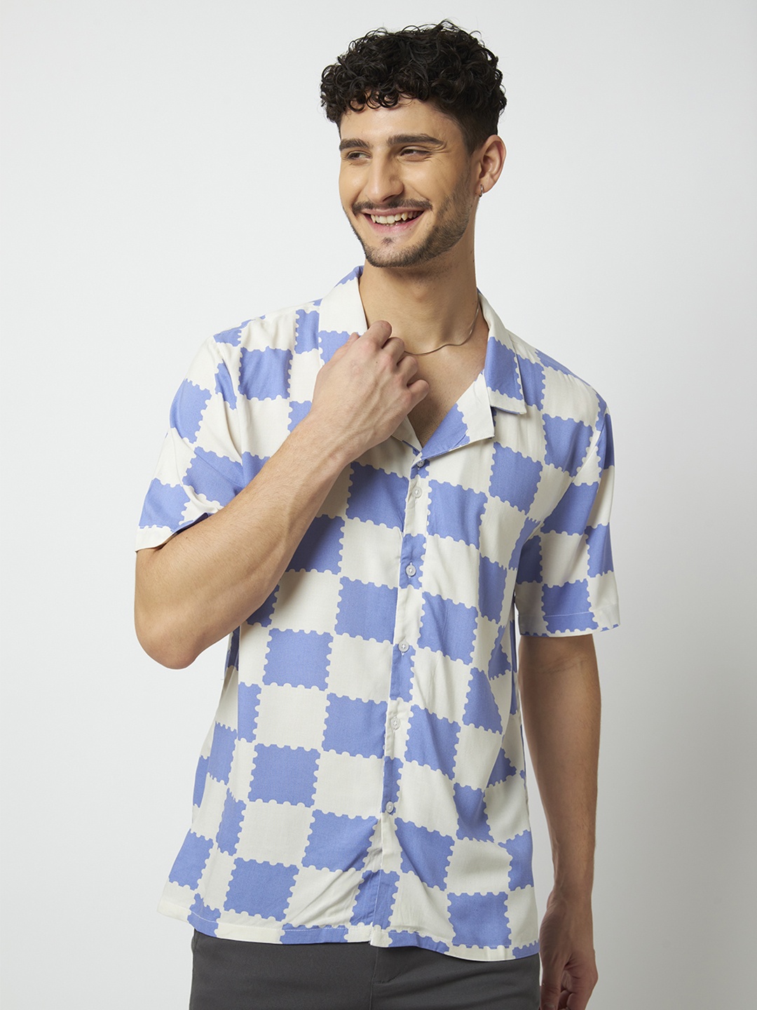 

MyDesignation Men Opaque Printed Casual Shirt, Lavender