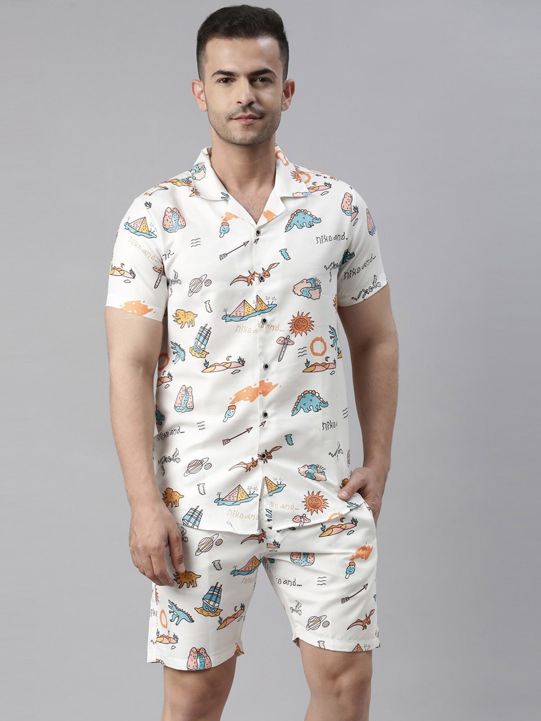 

Bushirt Men Printed Night suit, White