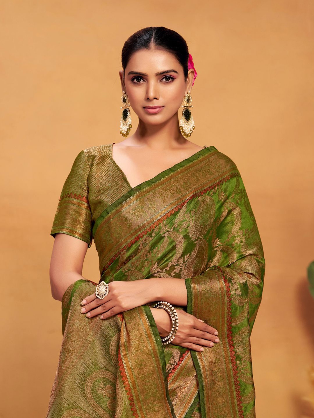 

Mitera Woven Design Zari Organza Banarasi Saree, Green