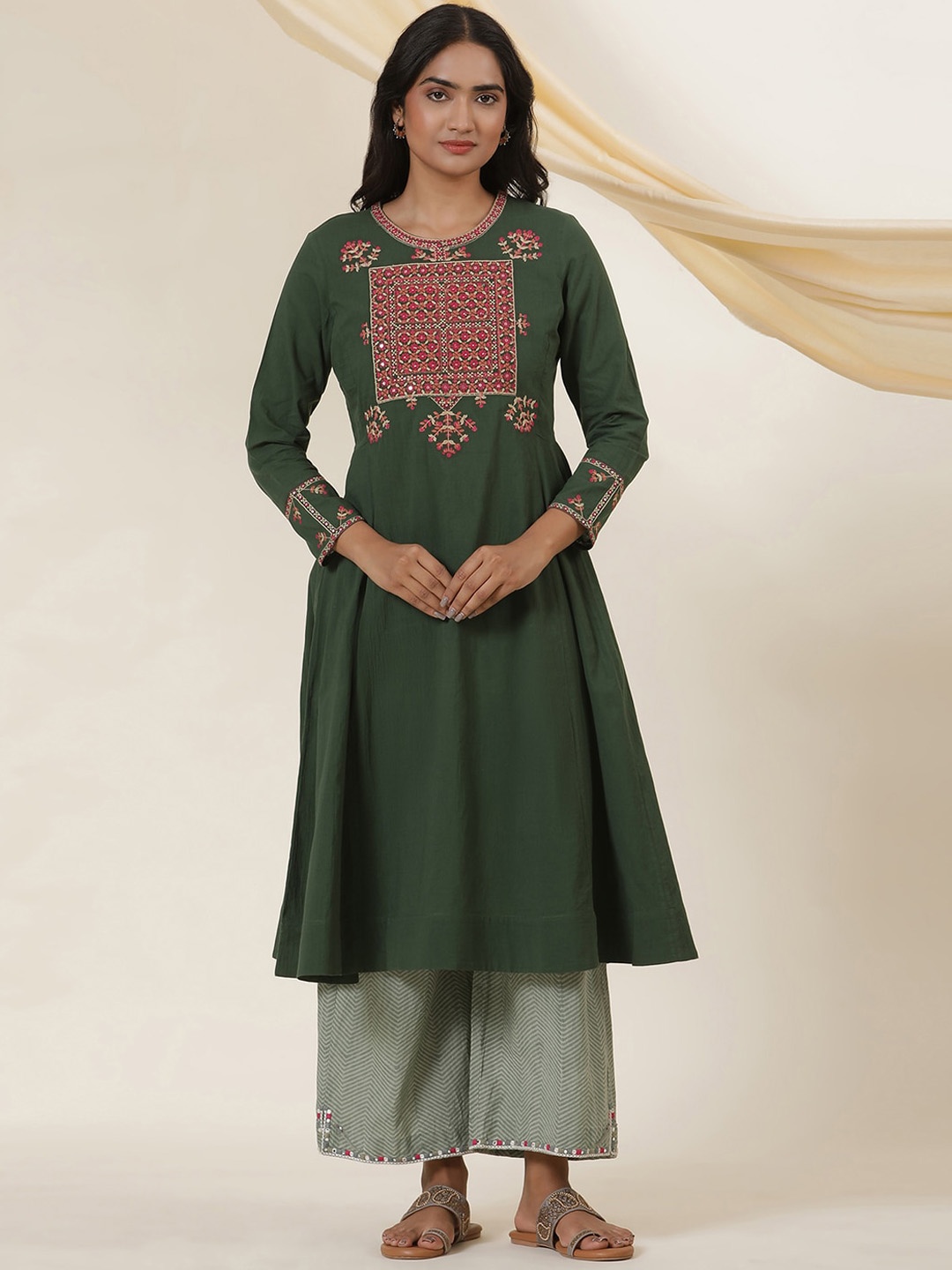 

W Floral Yoke Design Round Neck Cotton A-Line Kurta, Green