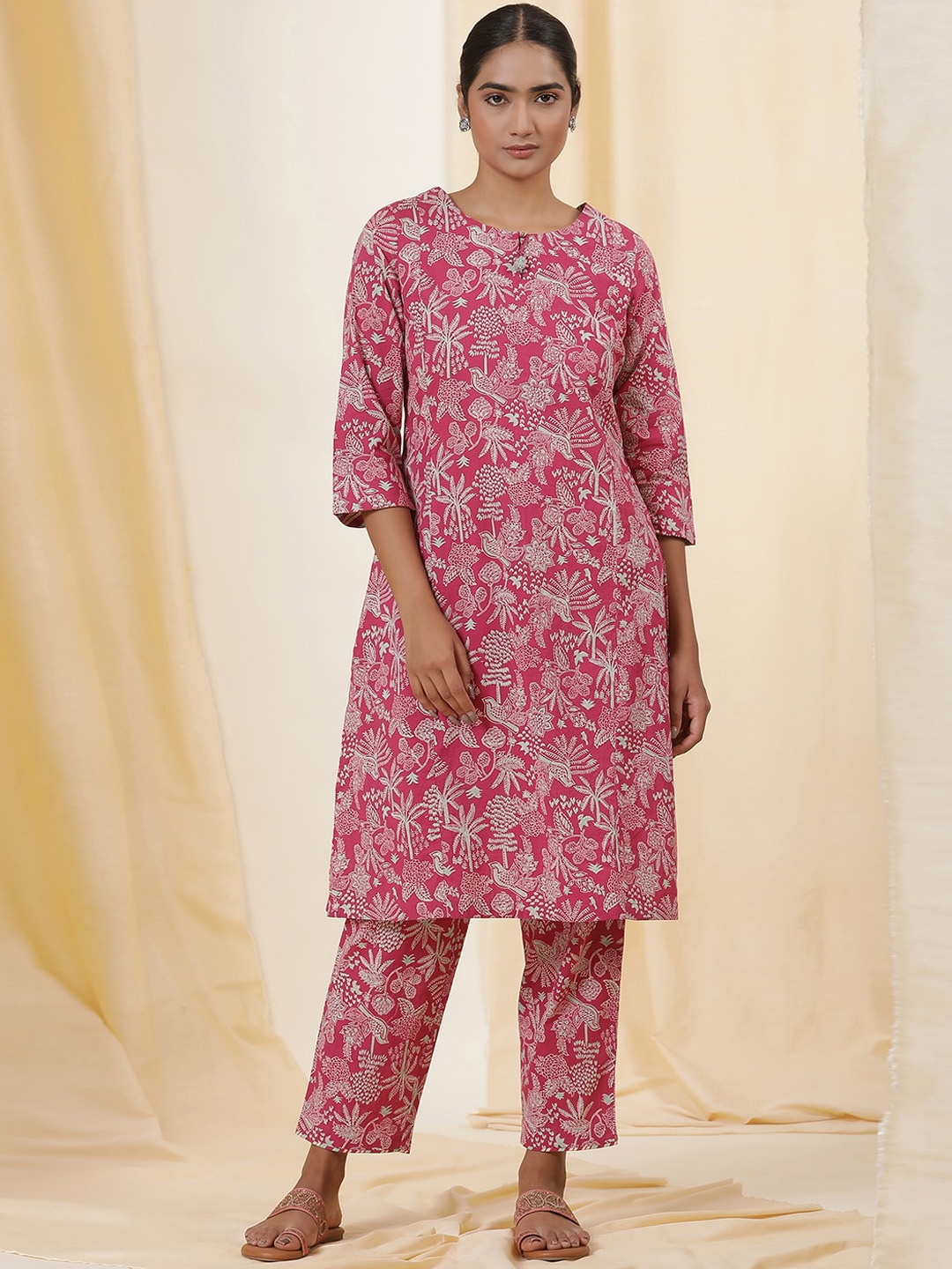 

W Ethnic Motifs Printed Keyhole Neck Pure Cotton Straight Kurta With Trousers, Pink