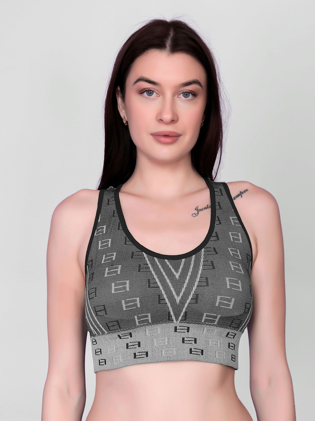 

Gopalvilla Self Designed Full Coverage Lightly Padded Workout Bra With All Day Comfort, Grey
