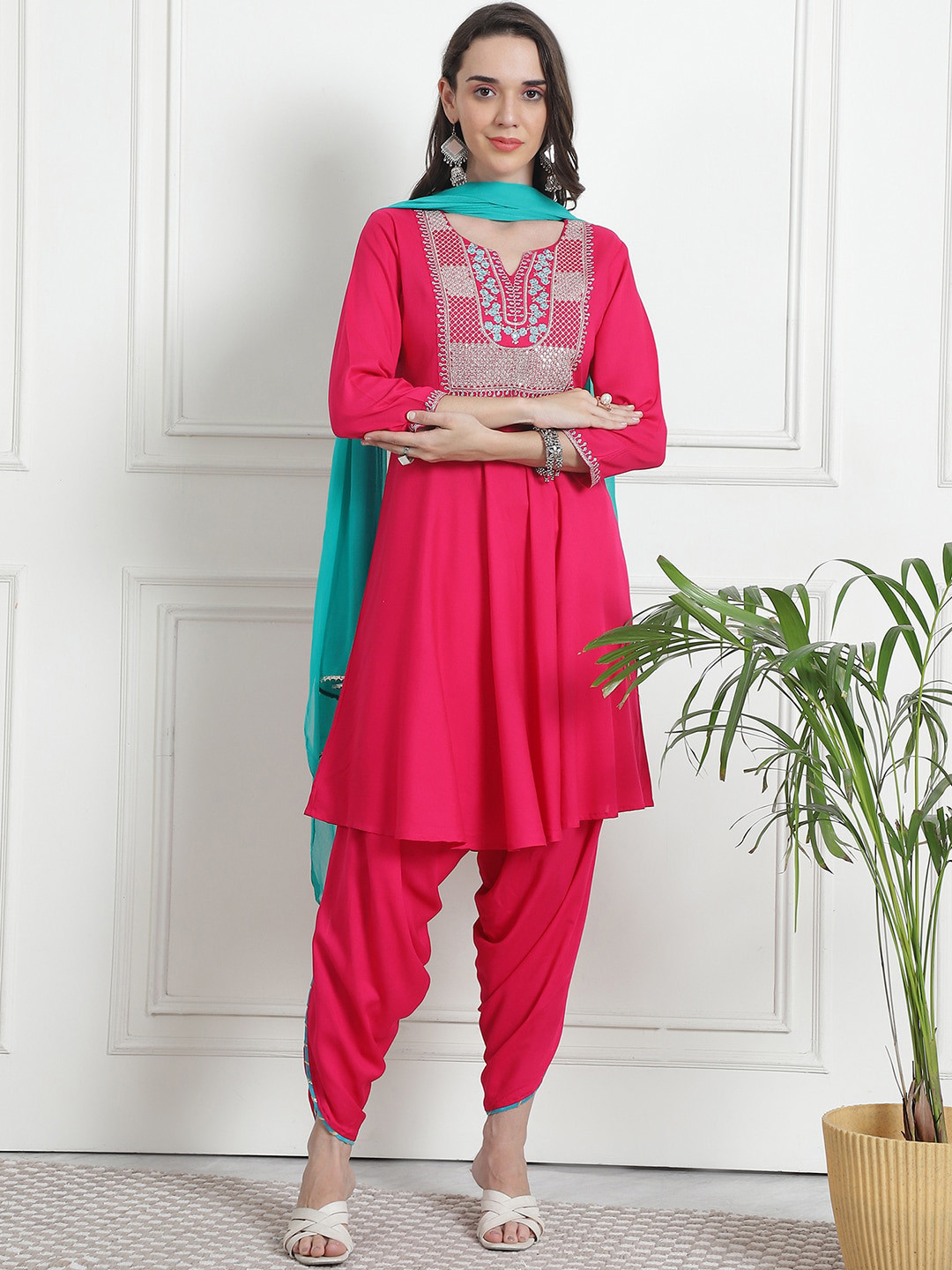 

KALINI Yoke Design Regular Sequinned Straight Kurta With Dhoti Pants & Dupatta, Pink