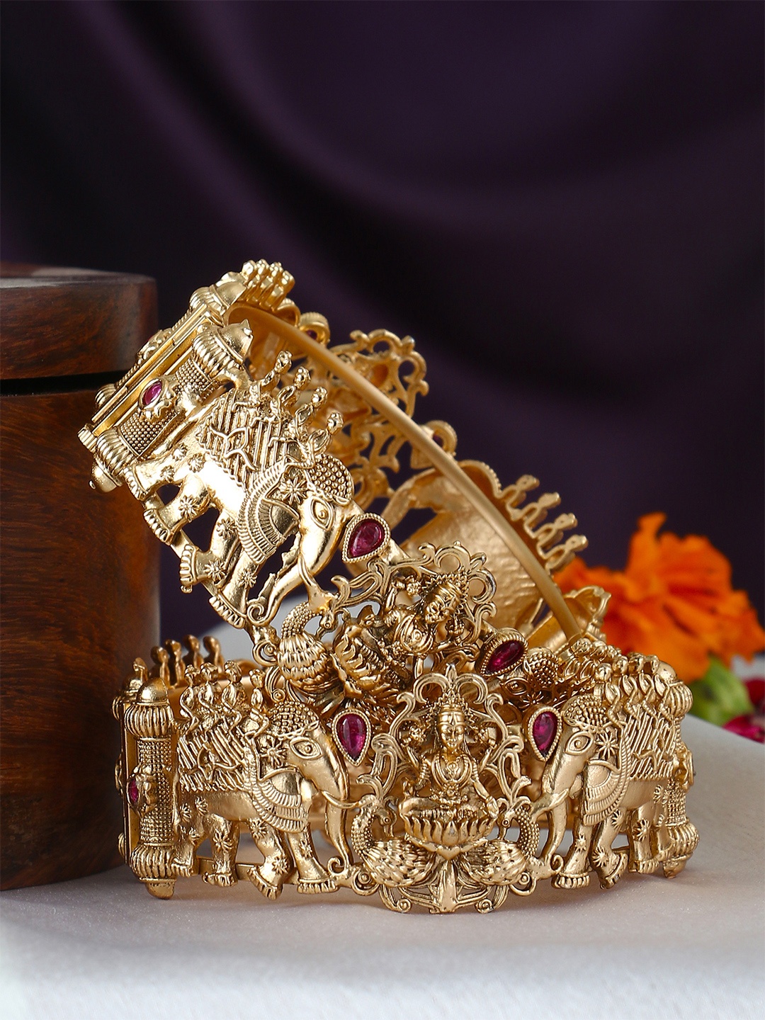 

Adwitiya Collection Set Of 2 Gold-Plated Stone-Studded Bangles