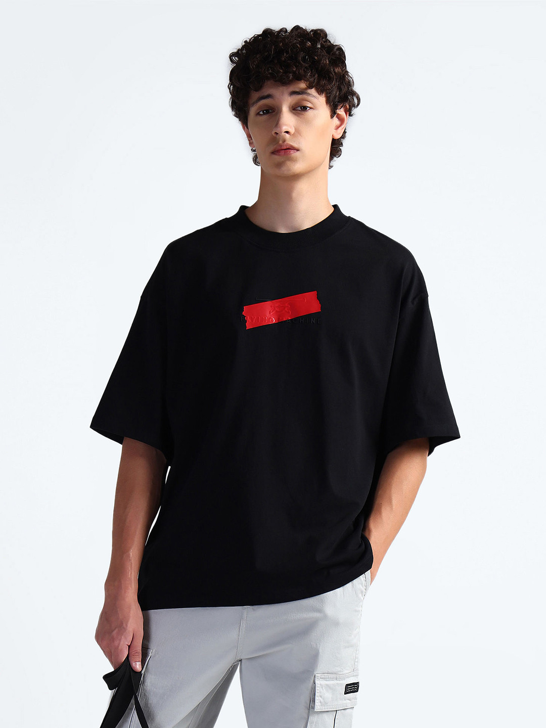 

Flying Machine Typography printed Drop-Shoulder Sleeves Pure Cotton Oversized T-Shirt, Black