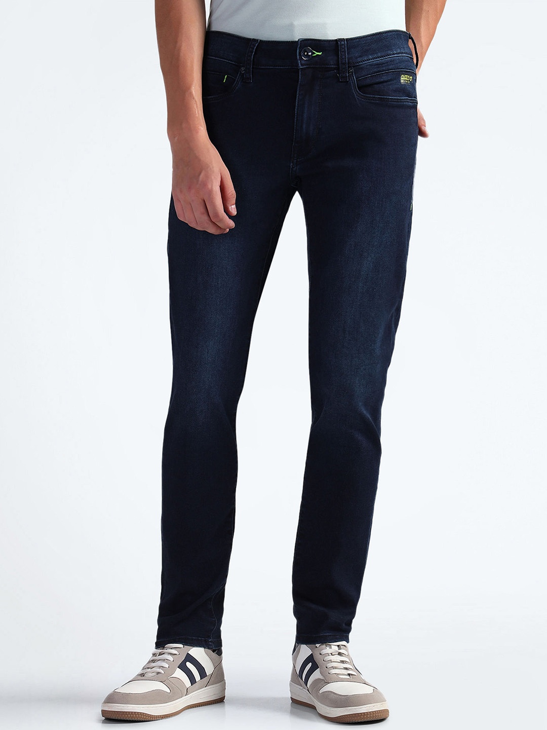 

Flying Machine Men Skinny Fit Light Fade Stretchable Jeans, Blue
