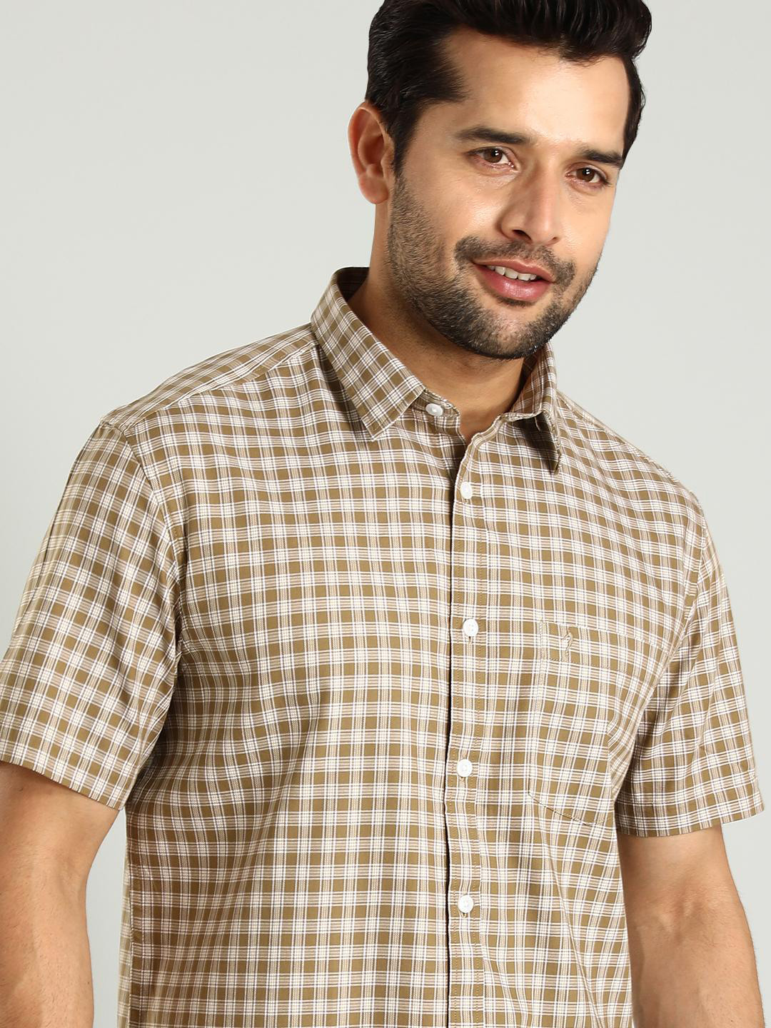 

Indian Terrain Classic Spread Collar Slim Fit Gingham Checks Cotton Casual Shirt, Brown