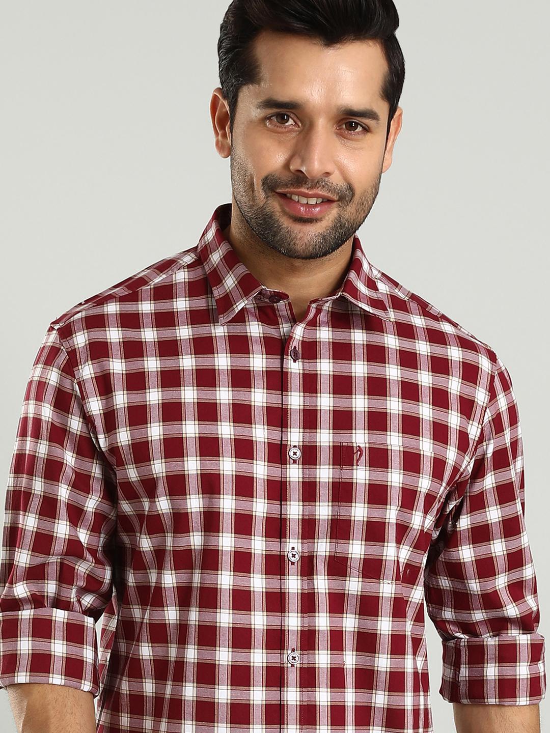 

Indian Terrain Classic Spread Collar Slim Fit Checked Cotton Casual Shirt, Red