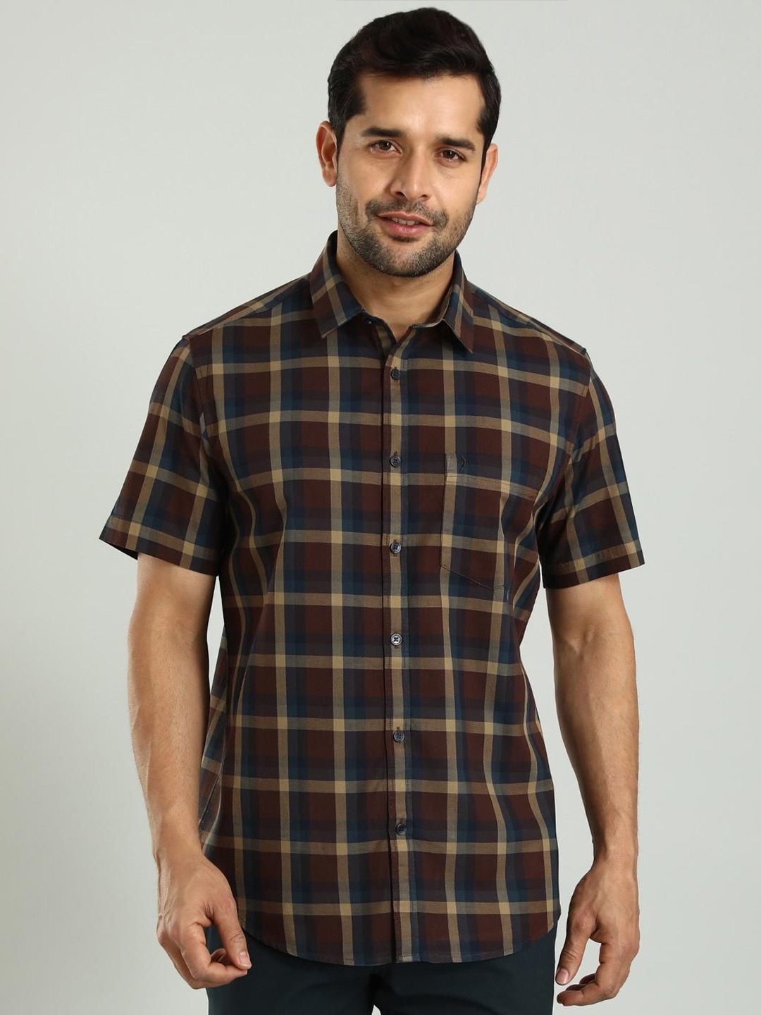 

Indian Terrain Spread Collar Short Sleeves Classic Slim Fit Checked Cotton Casual Shirt, Brown