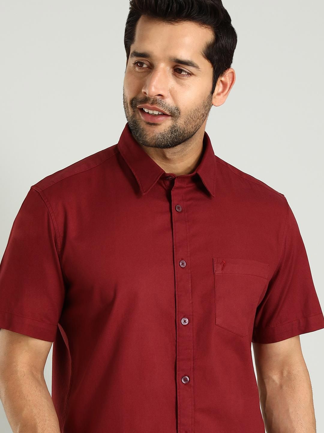 

Indian Terrain Spread Collar Classic Slim Fit Pure Cotton Casual Shirt, Red