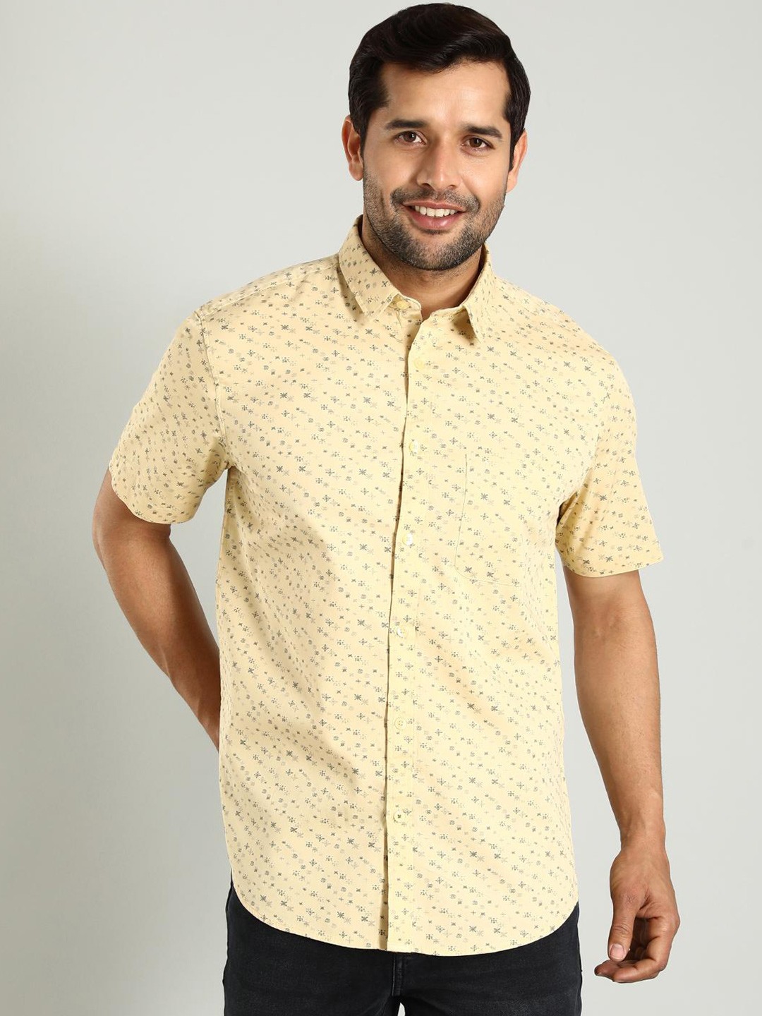 

Indian Terrain Classic Slim Fit Floral Printed Spread Collar Cotton Shirt, Brown