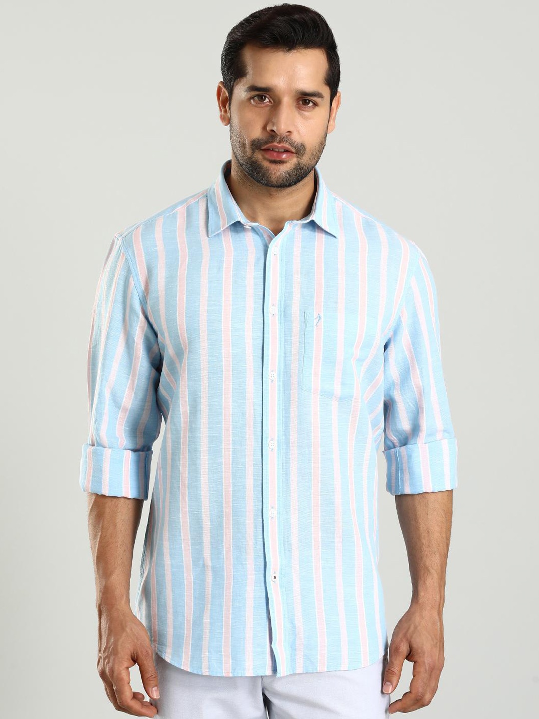 

Indian Terrain Classic Slim Fit Vertical Stripes Casual Shirt, Blue