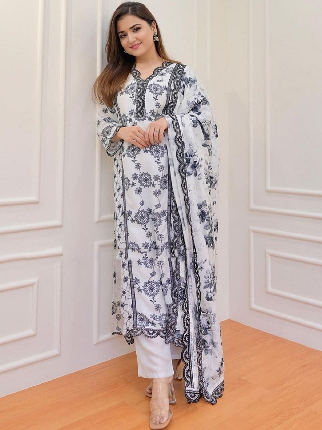 

BLACK SCISSOR Floral Printed V-Neck Straight Kurta with Trousers & Dupatta, White