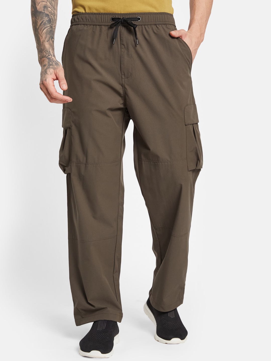 

Octave Ss24 Men Cotton Mid Rise Track Pants, Olive