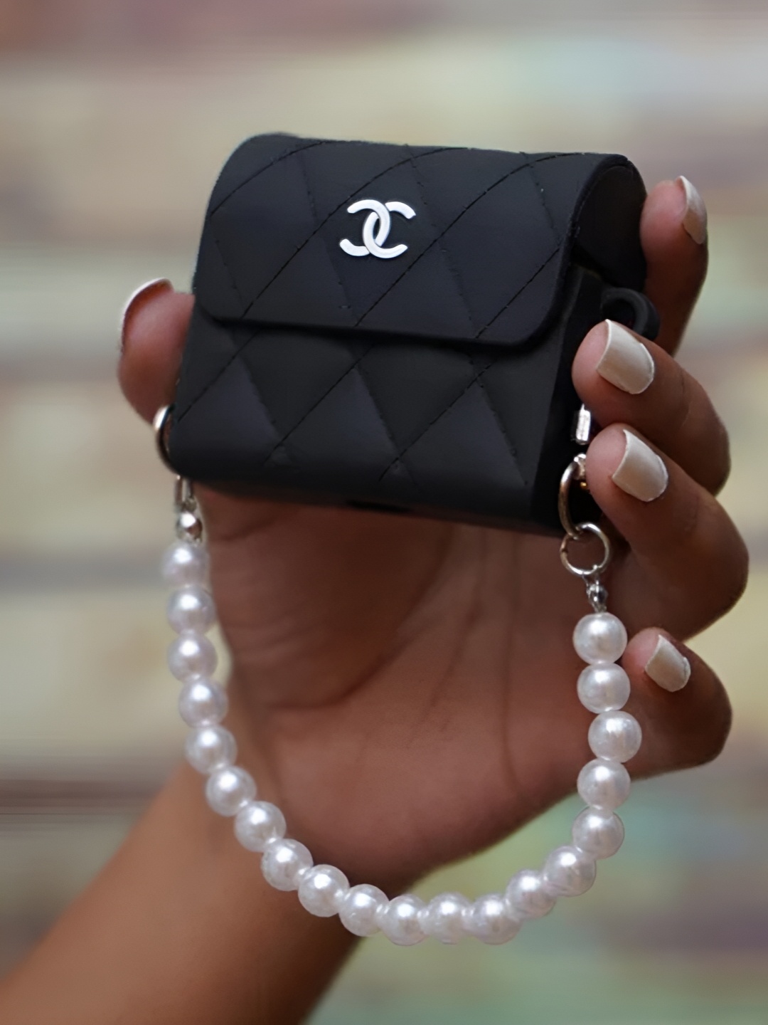 

THEDECORKART Silicone Handbag Design Airpods Pro Case Cover, Black