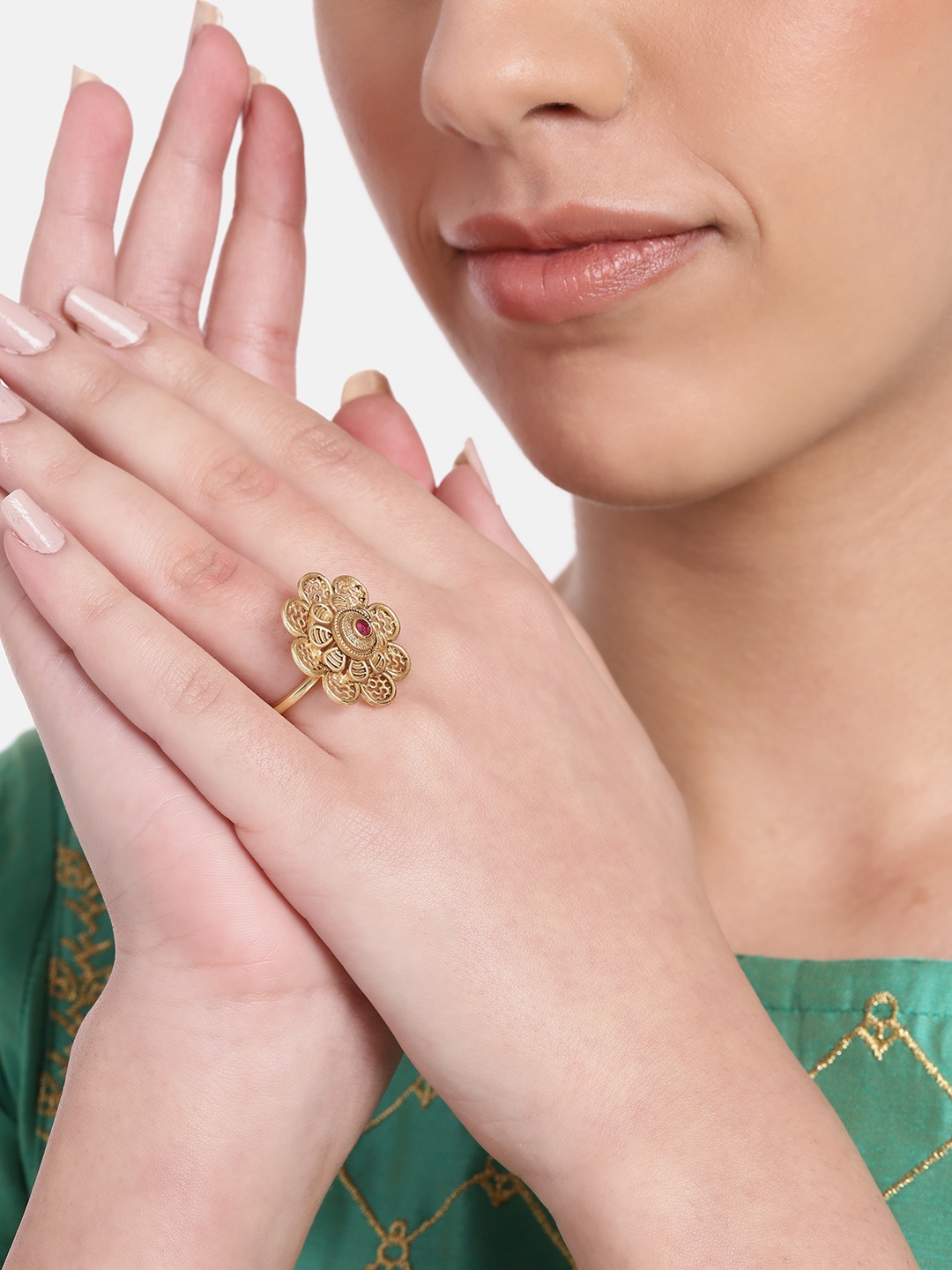 

Estele Gold-Plated Floral Crystal-Studded Finger Ring
