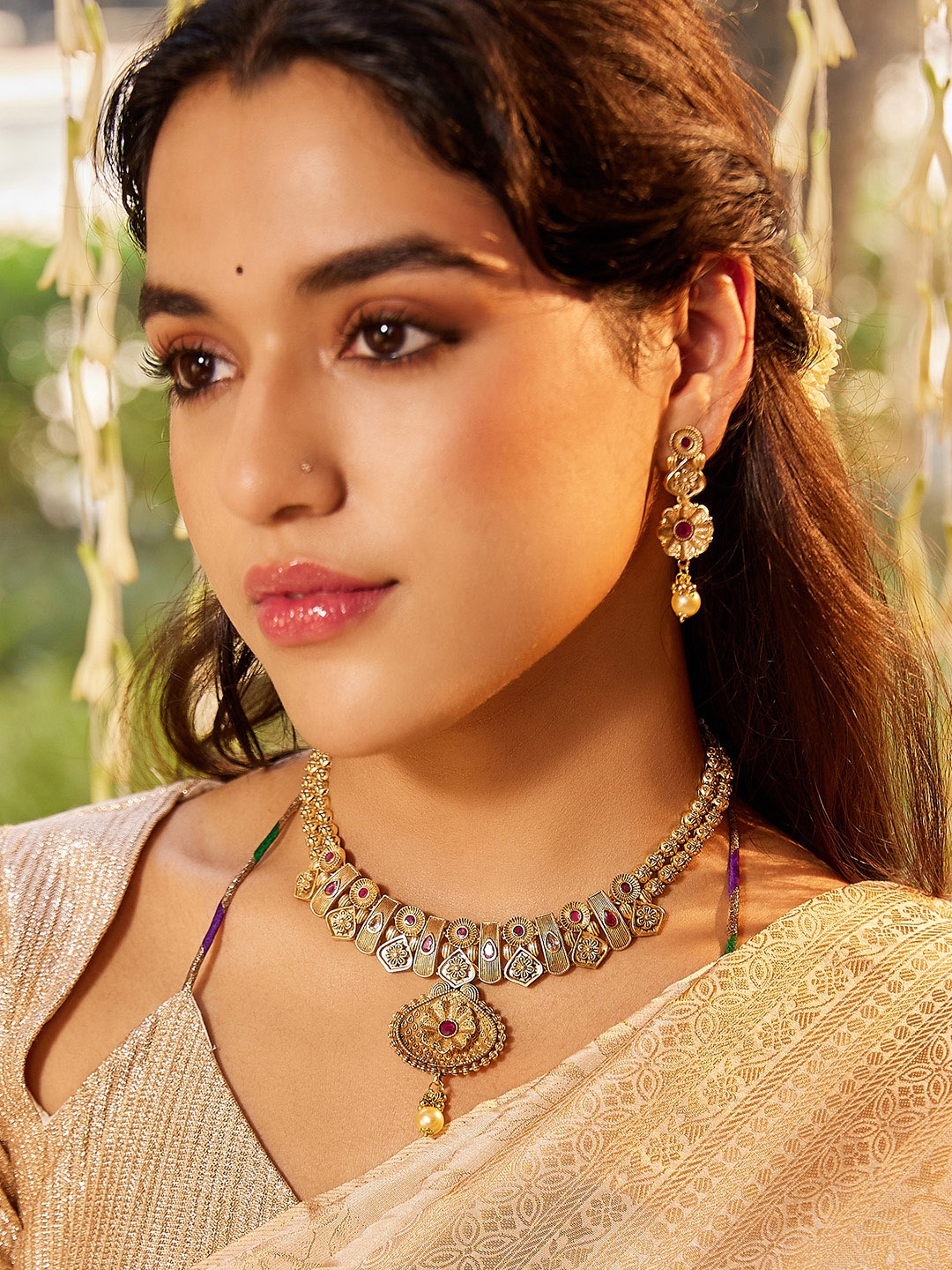 

Estele Gold-Plated Crystal-Studded Jewellery Set