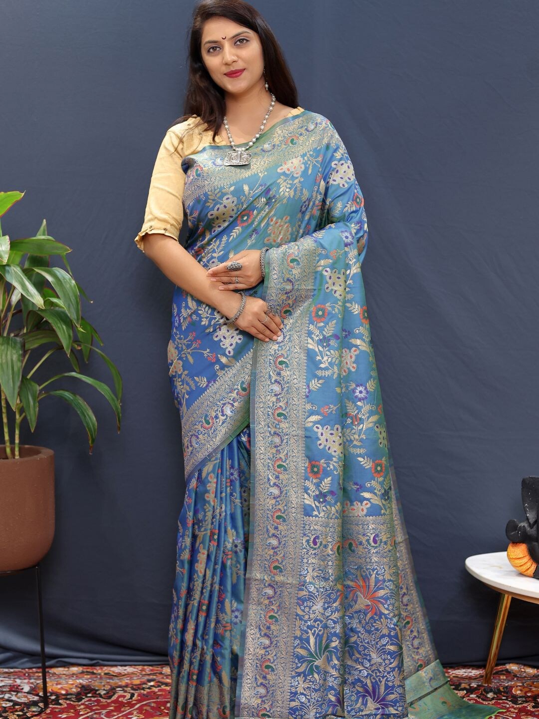 

SGF11 Woven Design Zari Art Silk Heavy Work Kanjeevaram Saree, Blue