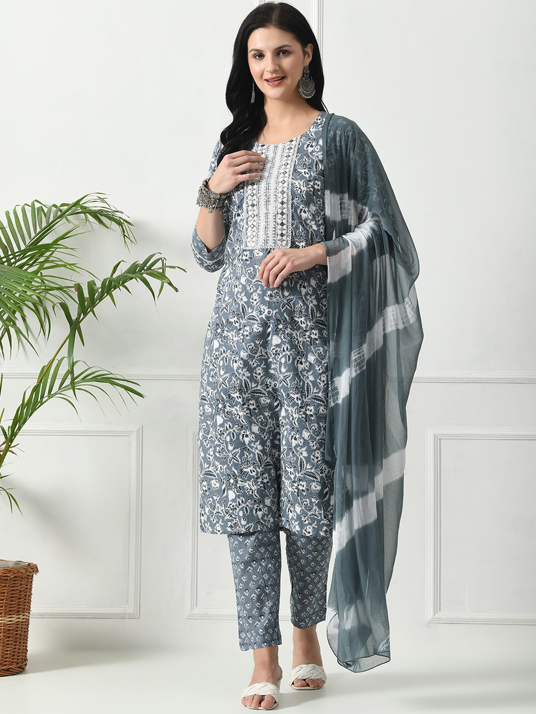 

Minifest Floral Printed Pure Cotton Straight Kurta With Trousers & Dupatta, Grey