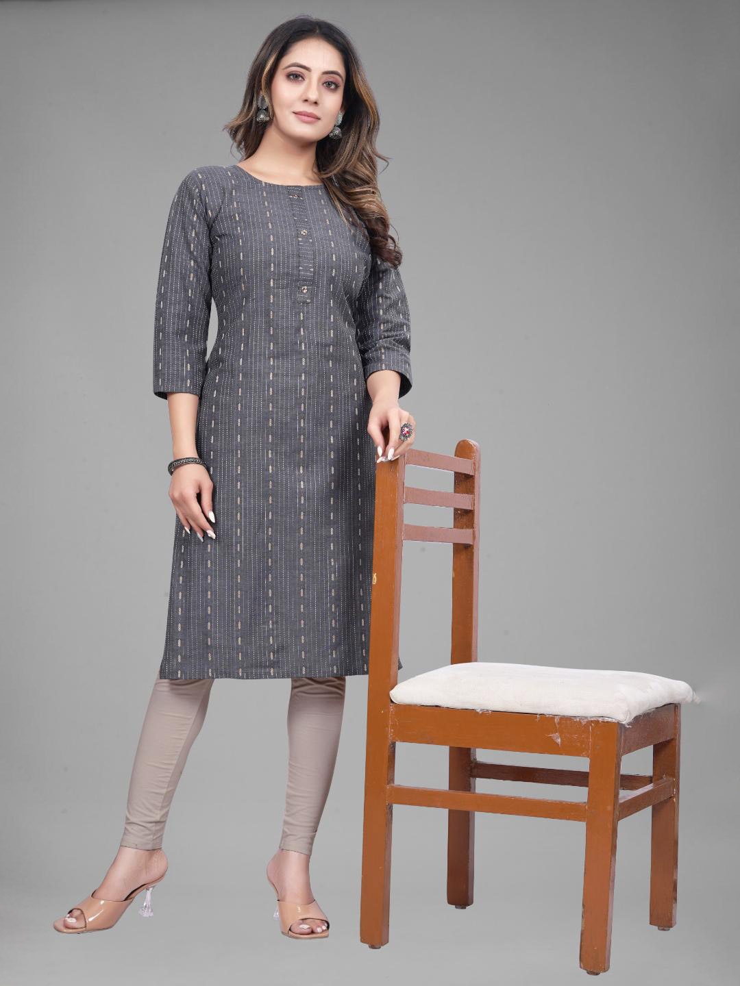 

FASHIRE Striped Three-Quarter Sleeves Straight Kurta, Grey