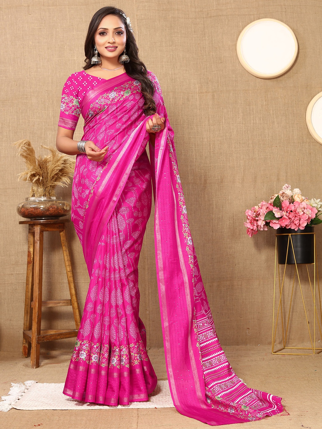 

KALINI Women Floral Sequinned Art Silk Handloom Banarasi Saree, Pink