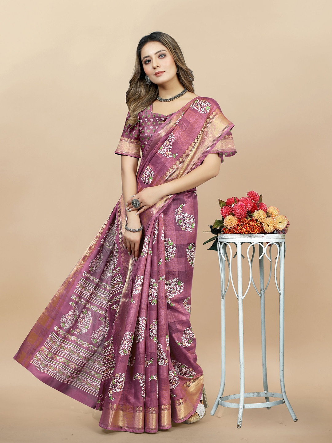 

KALINI Paisley Cotton Blend Jamdani Saree, Pink