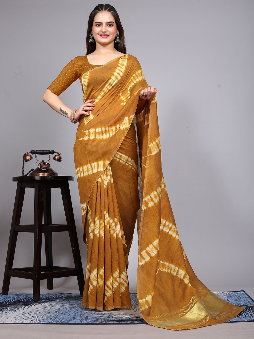 

KALINI Tie and Dye Zari Pure Cotton Banarasi Saree, Orange