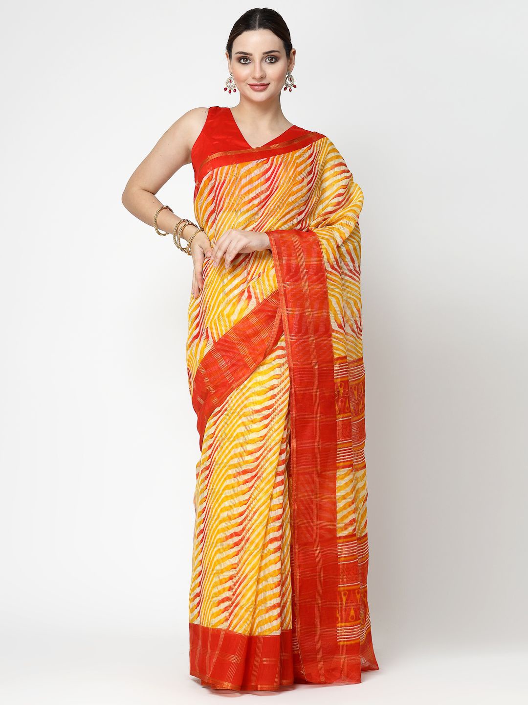 

ISHQY Abstract Silk Cotton Saree, Yellow