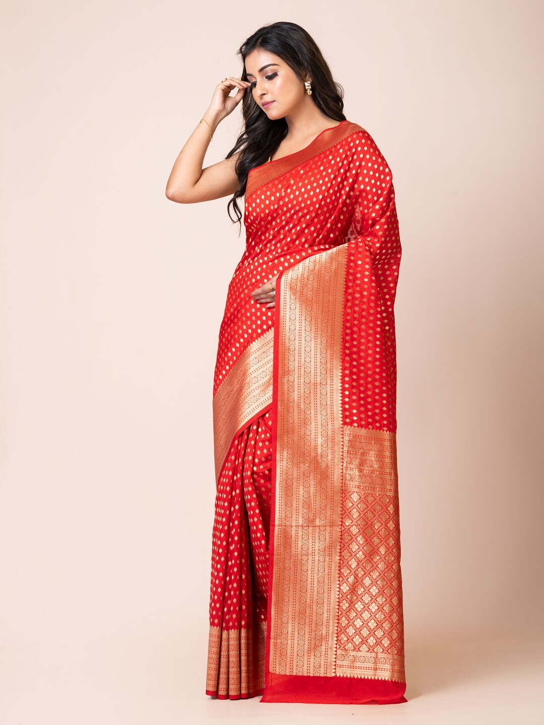 

KAVVYA Ethnic Motifs Zari Silk Blend Banarasi Saree, Red
