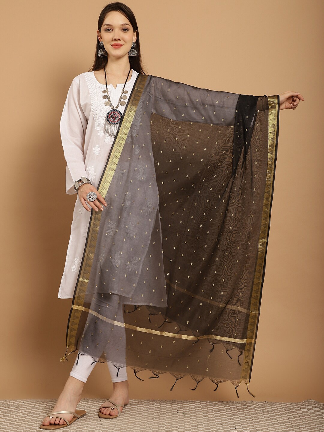 

SOUNDARYA Woven Design Banarasi Silk Dupatta, Black