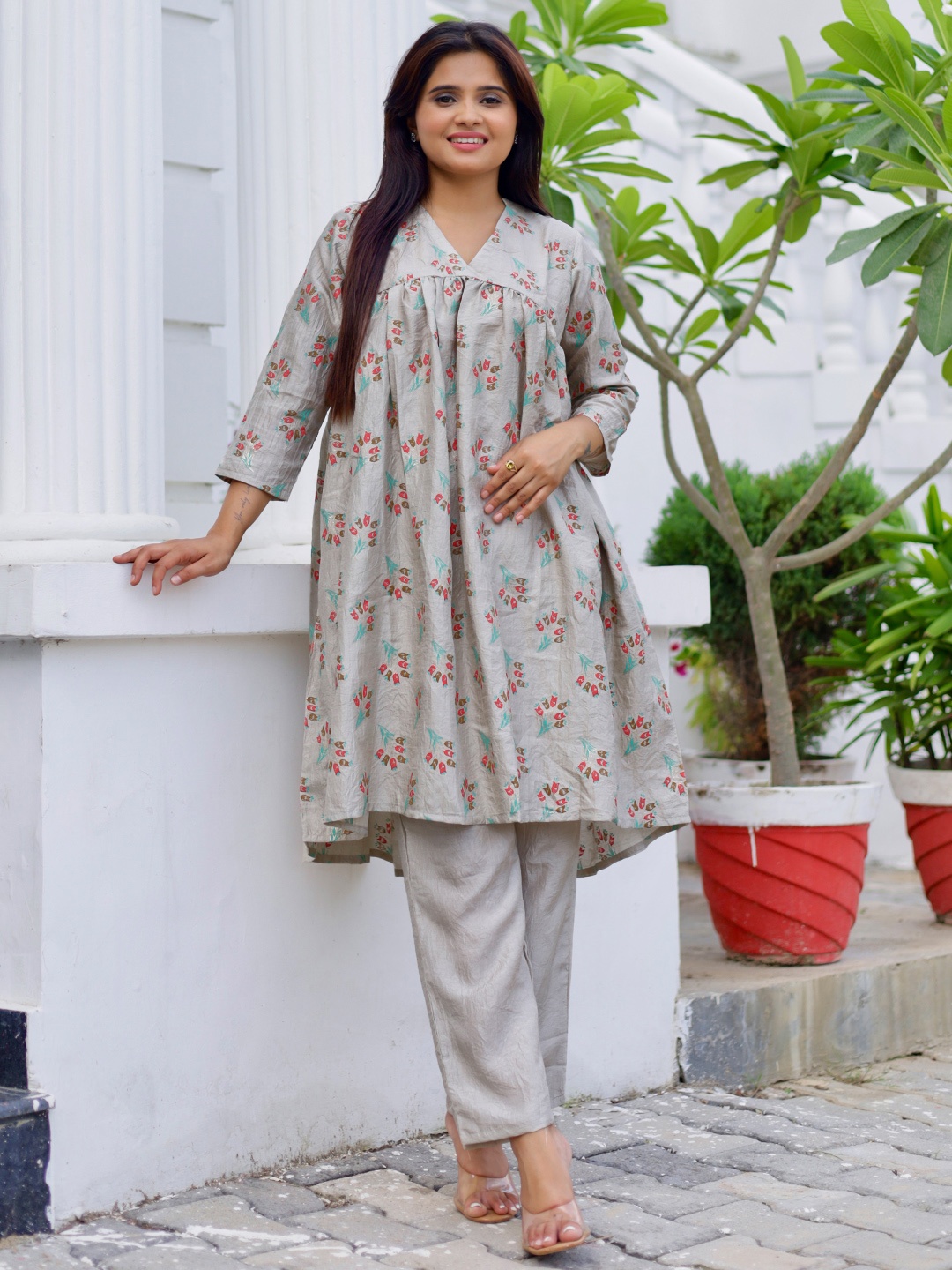 

Libas V Neck Floral Printed Empire A Line Kurta with Trouser, Grey
