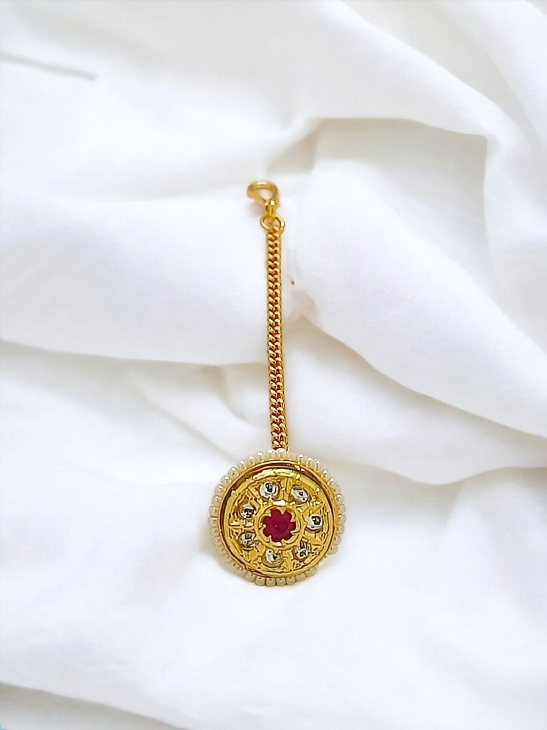 

FEMMIBELLA Gold-Plated Kundan Studded Maang Tikka Head Jewellery
