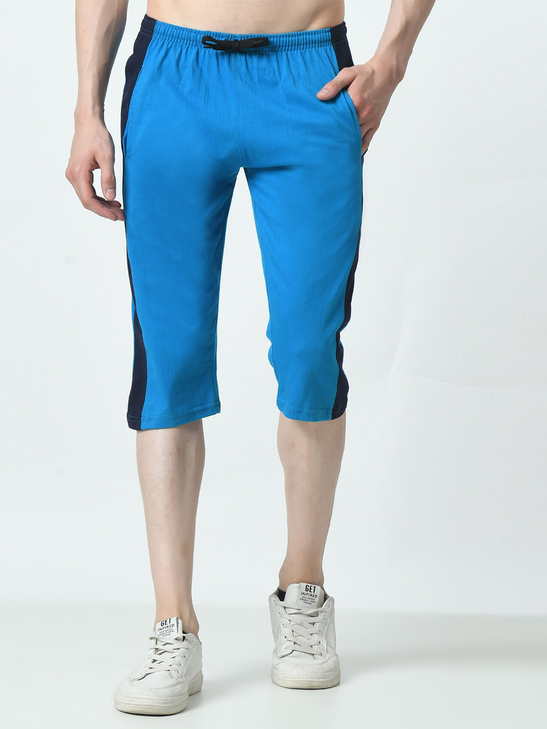 

BAESD Men Colourblocked High-Rise Pure Cotton Shorts, Blue