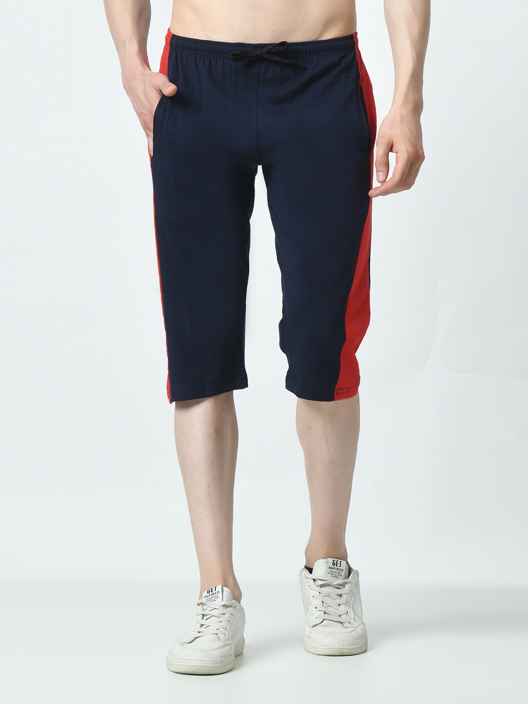 

BAESD Men Colourblocked High-Rise Pure Cotton Shorts, Navy blue