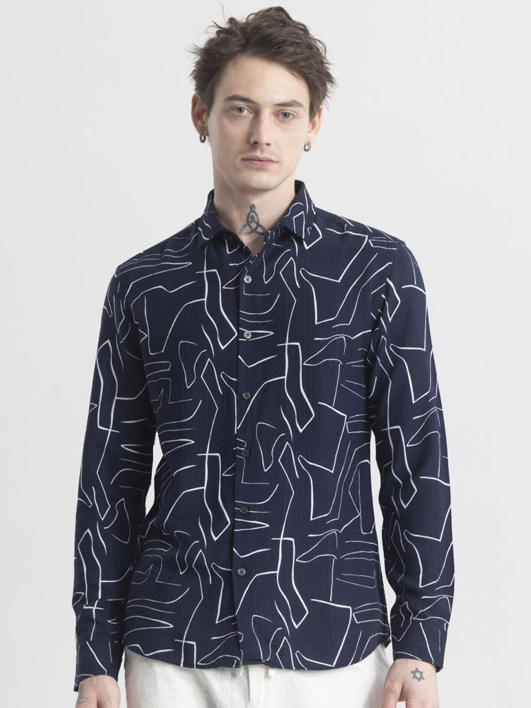 

Snitch Navy Blue Classic Slim Fit Abstract Printed Spread Collar Casual Shirt
