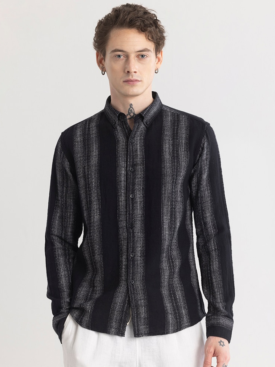 

Snitch Black & Grey Striped Classic Slim Fit Opaque Cotton Casual Shirt