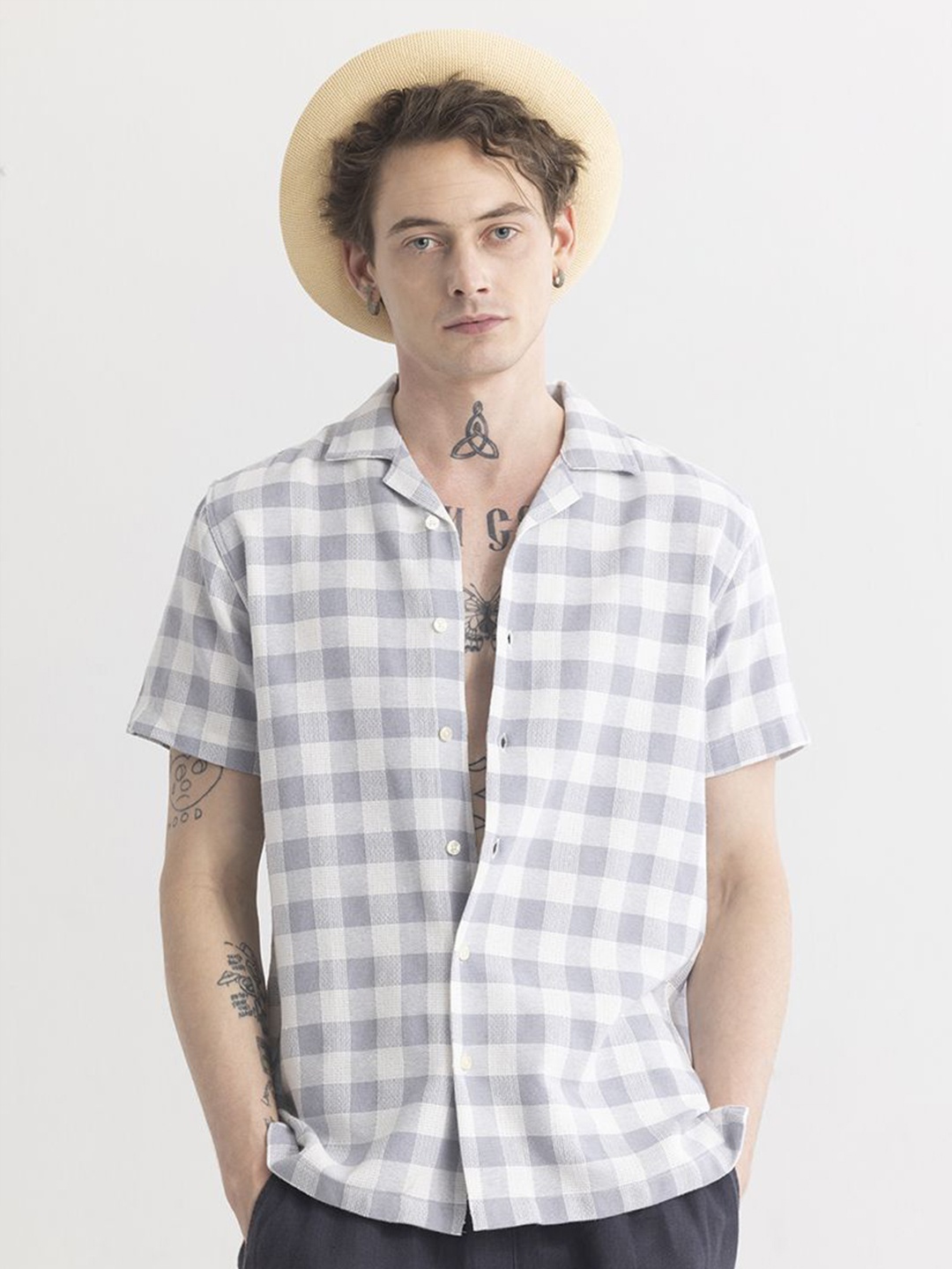 

Snitch White & Grey Classic Slim Fit Gingham Checked Cuban Collar Cotton Casual Shirt