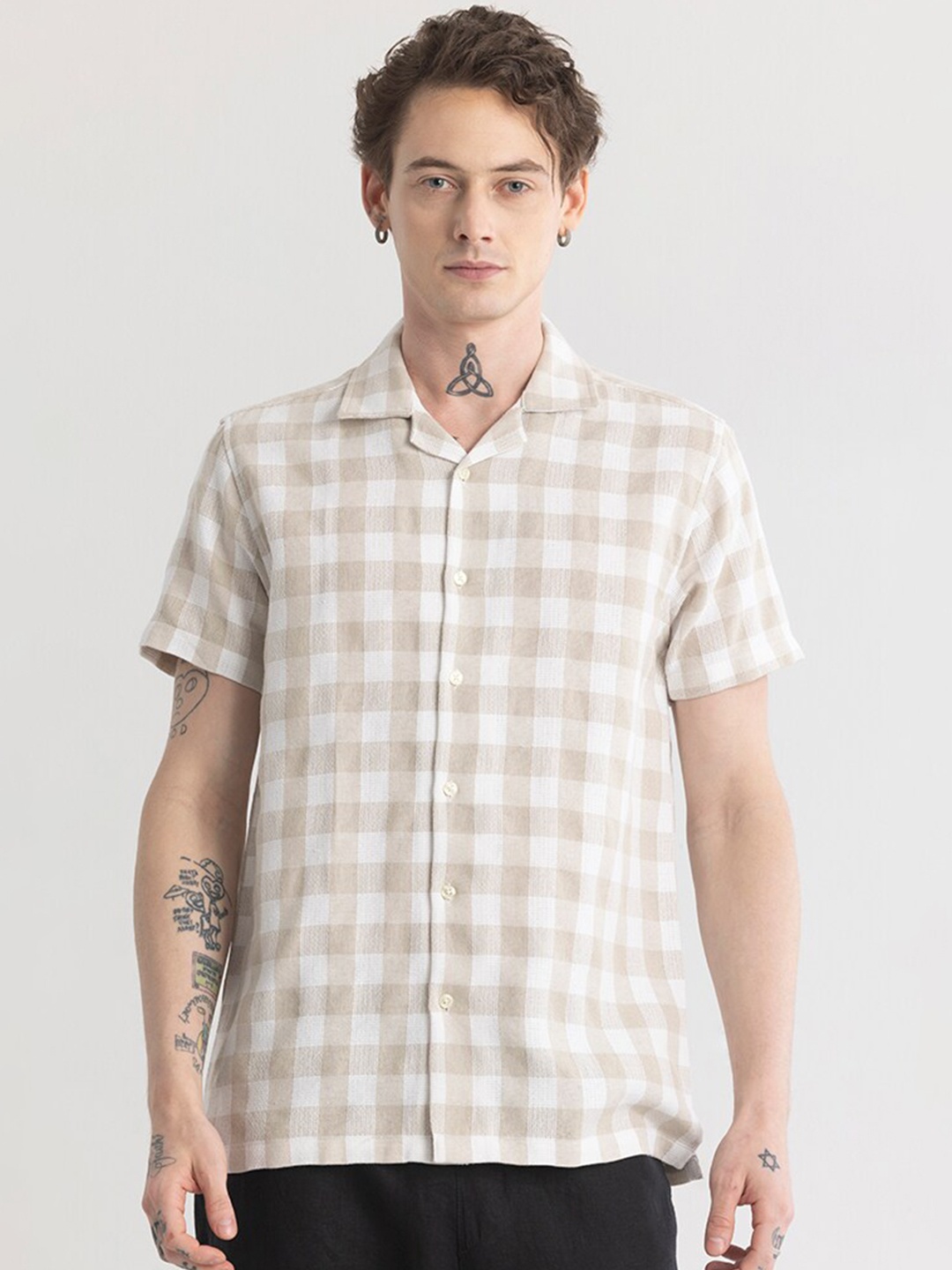 

Snitch Classic Slim Fit Checked Spread Collar Short Sleeves Cotton Casual Shirt, Off white